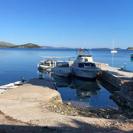House Hela - & Tavern Bain, Free Transport, Pool, Island Of Zut - Kornati Pristanisce