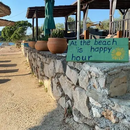 House Hela - & Tavern Bain, Free Transport, Pool, Island Of Zut - Kornati Hébergement de vacances *