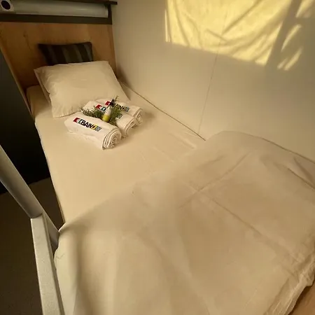 Сasa de vacaciones House Hela - & Tavern Bain, Free Transport, Pool, Island Of Zut - Kornati