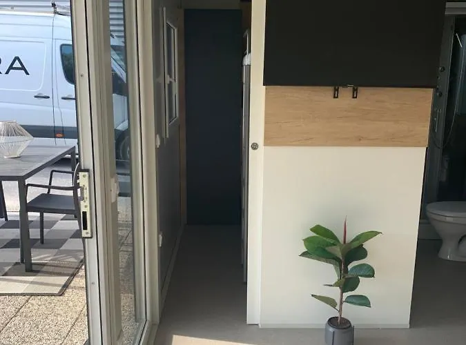 House Hela - & Tavern Bain, Free Transport, Pool, Island Of Zut - Kornati Pristanisce