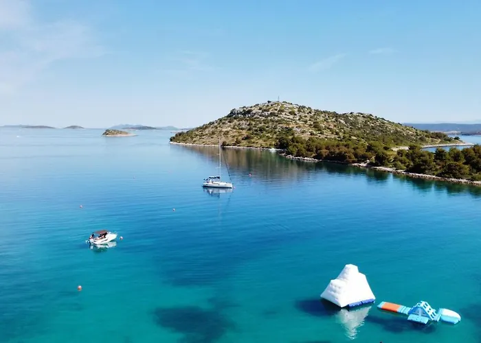 펜션 House Hela - & Tavern Bain, Free Transport, Pool, Island Of Zut - Kornati