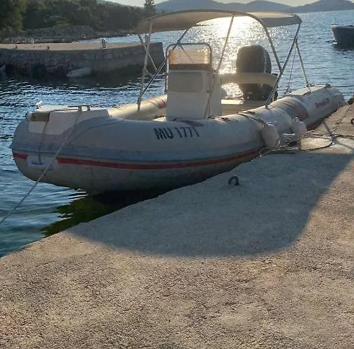 House Hela - & Tavern Bain, Free Transport, Pool, Island Of Zut - Kornati * Pristanisce