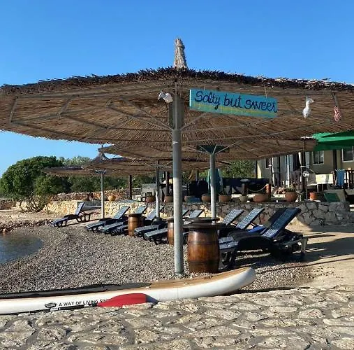 펜션 House Hela - & Tavern Bain, Free Transport, Pool, Island Of Zut - Kornati