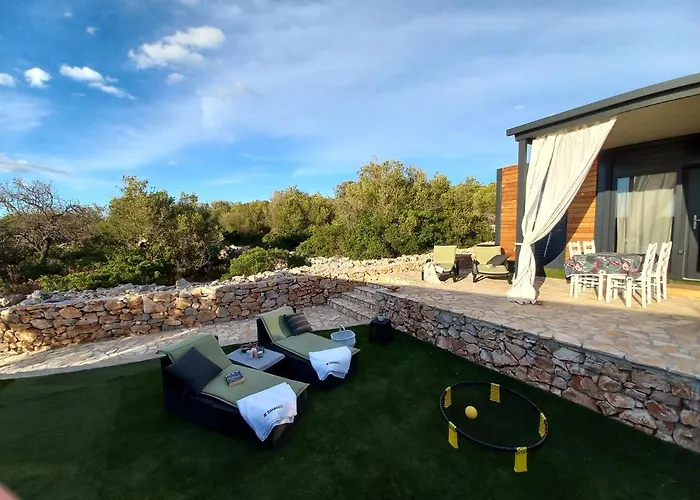 House Hela - & Tavern Bain, Free Transport, Pool, Island Of Zut - Kornati 펜션 Pristanisce