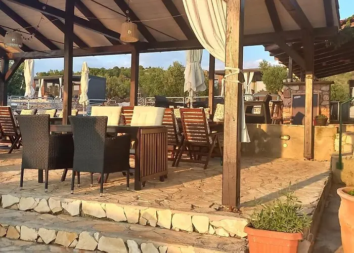 House Hela - & Tavern Bain, Free Transport, Pool, Island Of Zut - Kornati * Pristanisce