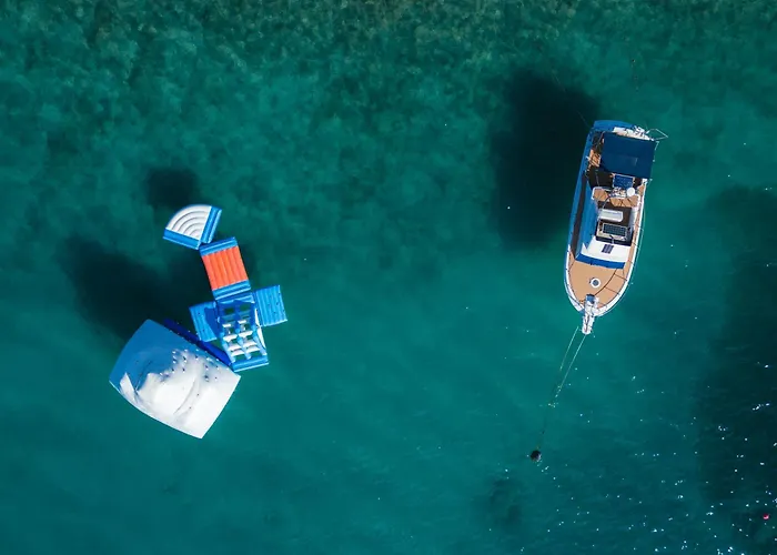 펜션 House Hela - & Tavern Bain, Free Transport, Pool, Island Of Zut - Kornati